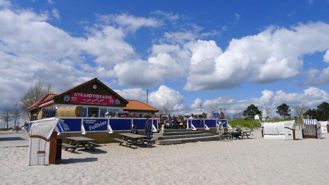 Seeblick I - Geraeumige 90Qm - Ganzes Haus - 50M Zum Naturstrand - Mit Terrasse Und Grossem Garten - Kueche Neu Glücksburg Eksteriør bilde